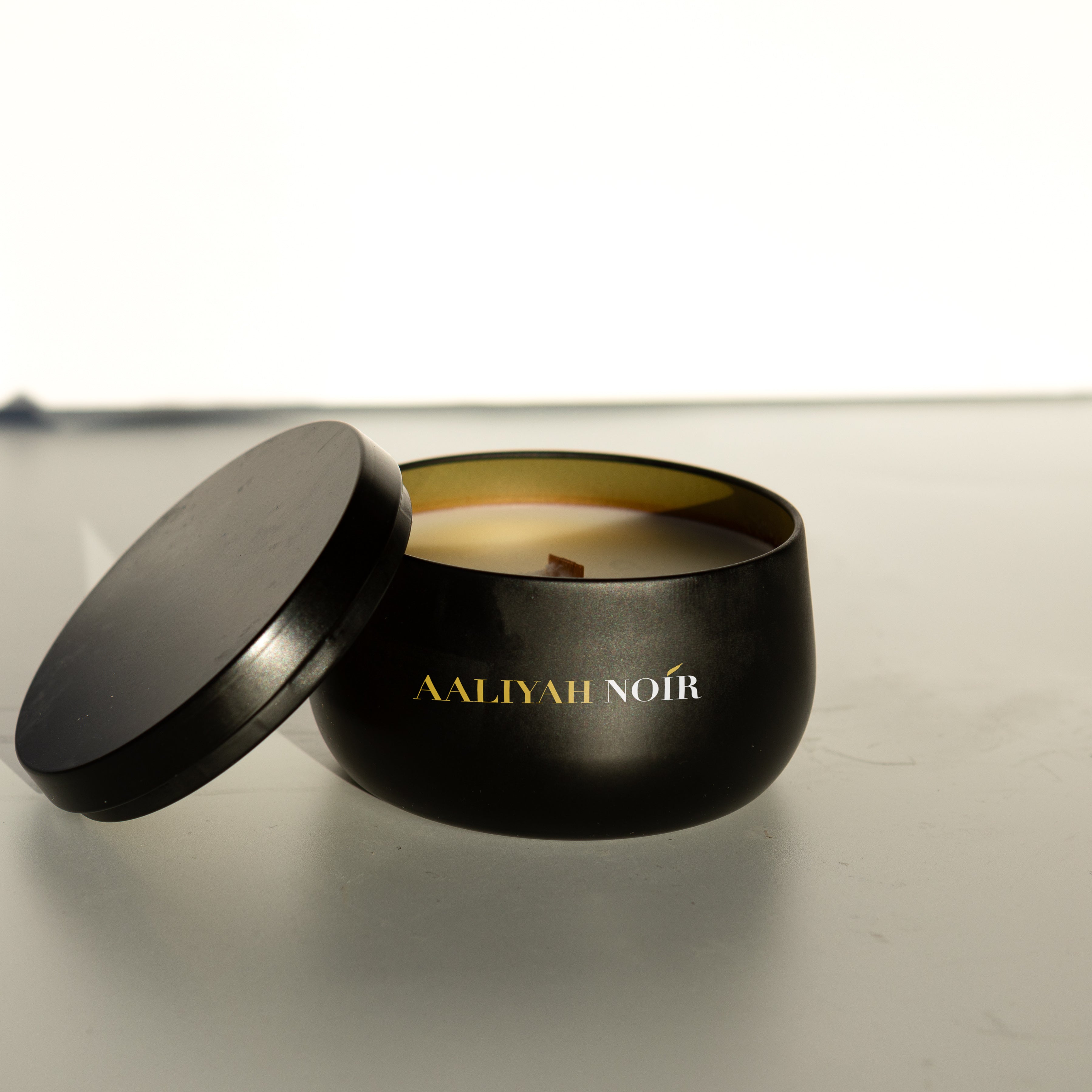 Anubis Luxury Candle